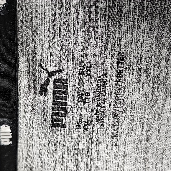 Puma XXL gray and silver athletic short sleeve shirt - Picture 5 of 6